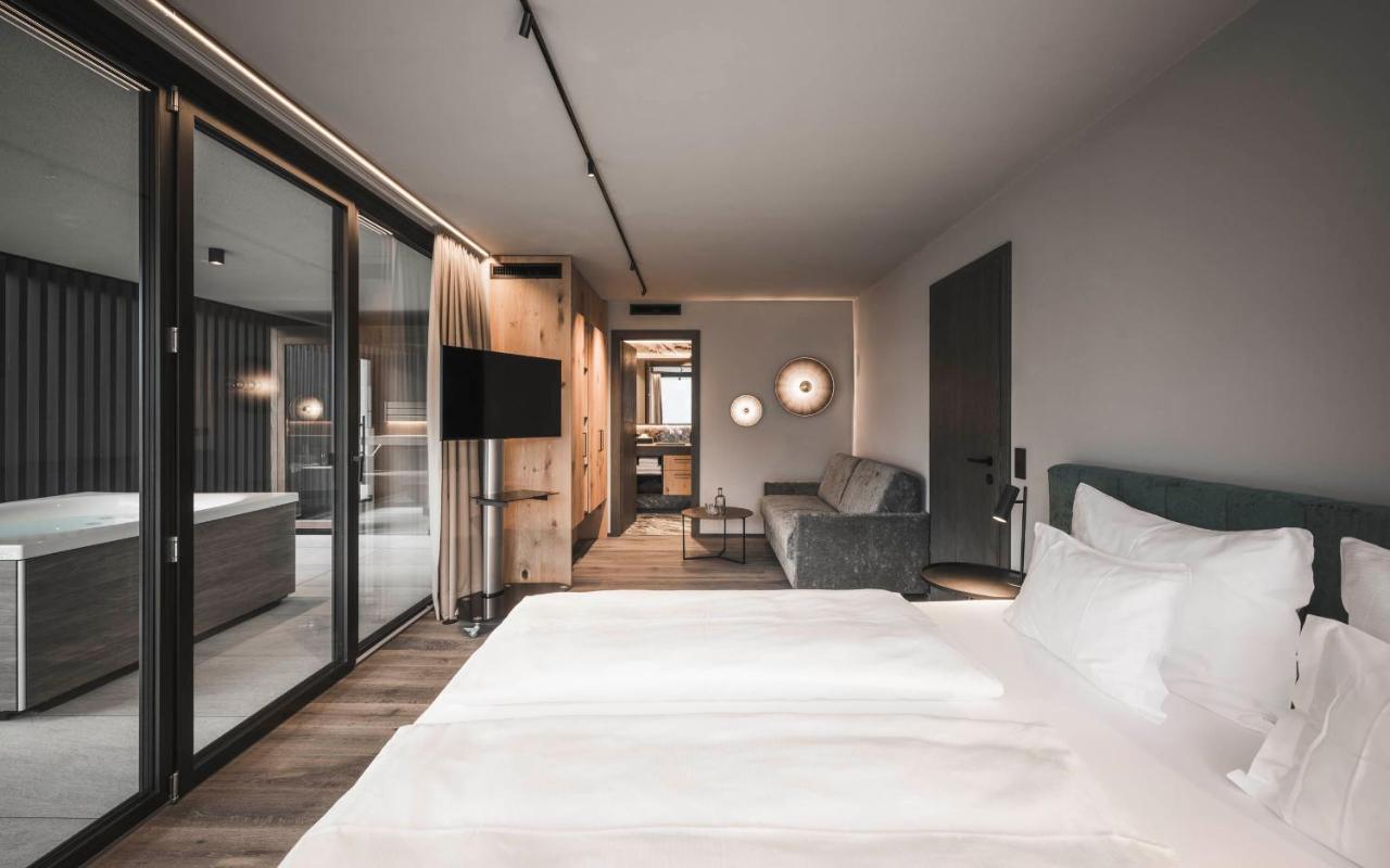 Somvita Suites Tirolo Luaran gambar