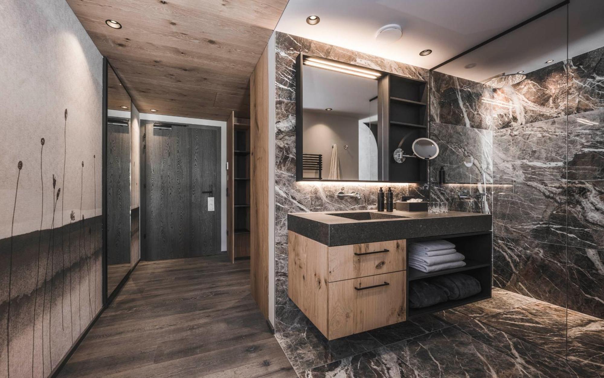 Somvita Suites Tirolo Luaran gambar
